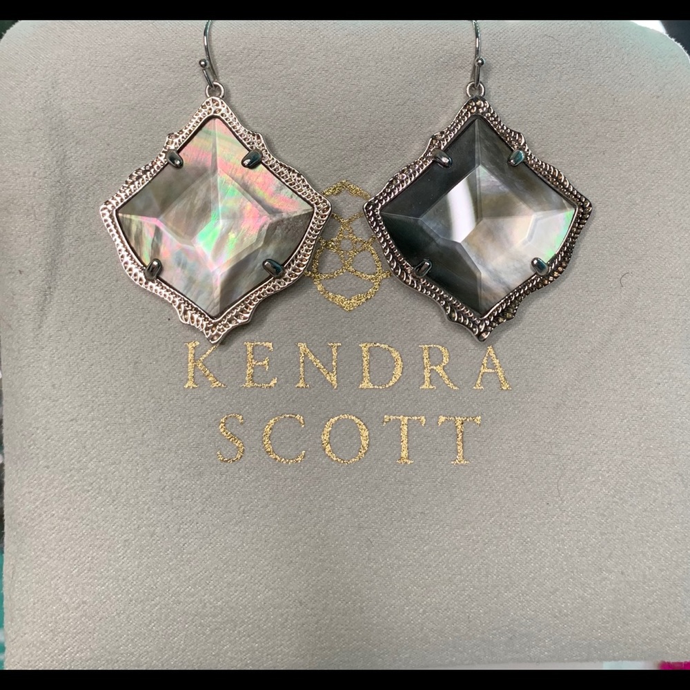 Kendra Scott